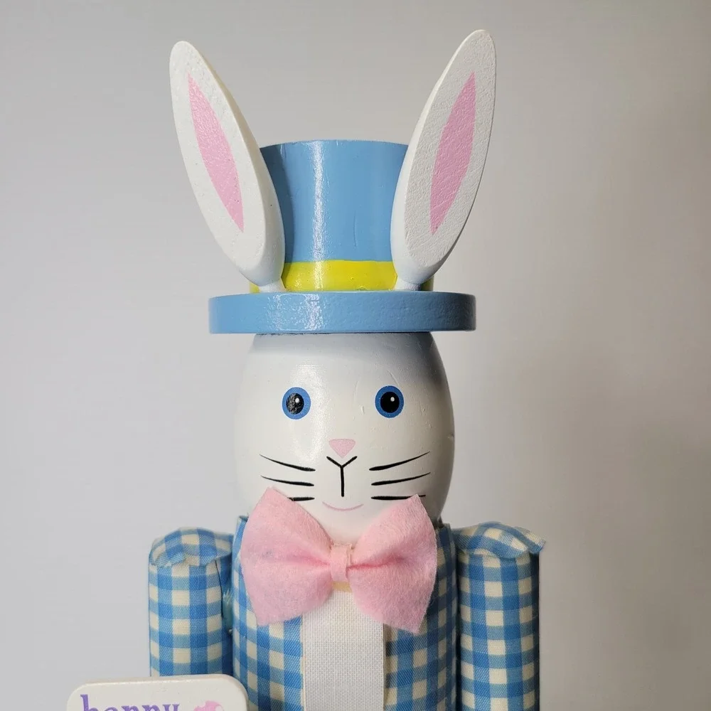 2 Easter Bunny Nutcrackers 8